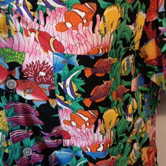 Tropical Connection Men's Hawaiian Shirt - Picture 3 of 7